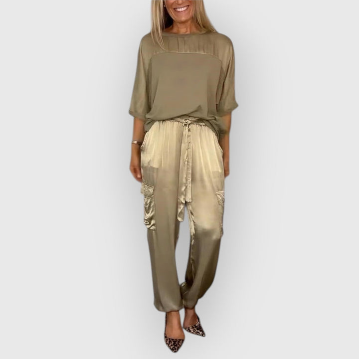 Evanya™ | Gladde Satijnen Top En Broek Kostuum