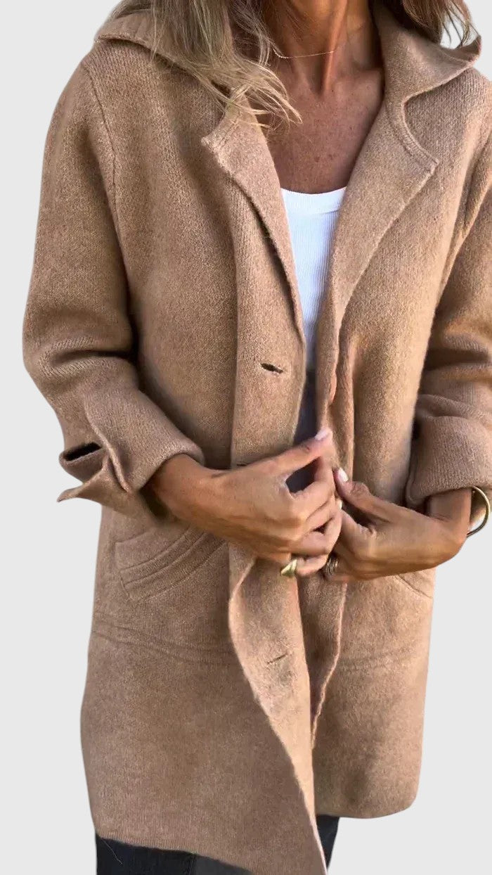 Evanya™ | Colbertjas met knopen