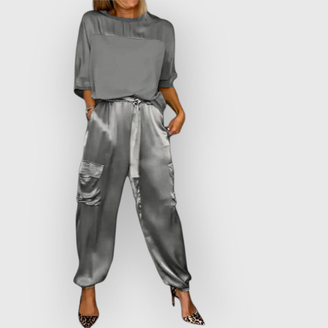 Evanya™ | Gladde Satijnen Top En Broek Kostuum