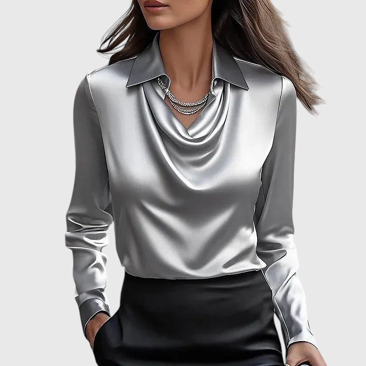 Evanya™ | Satijnen Blouse met V-hals